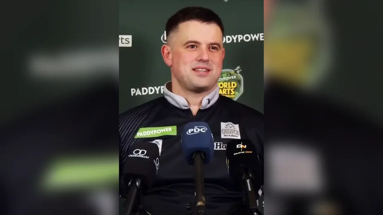 Luke Woodhouse beim Darts-Wettkampf – Archivfoto