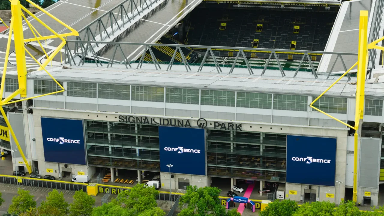Signal Iduna Park vor dem Bundesligaspiel Borussia Dortmund gegen Werder Bremen